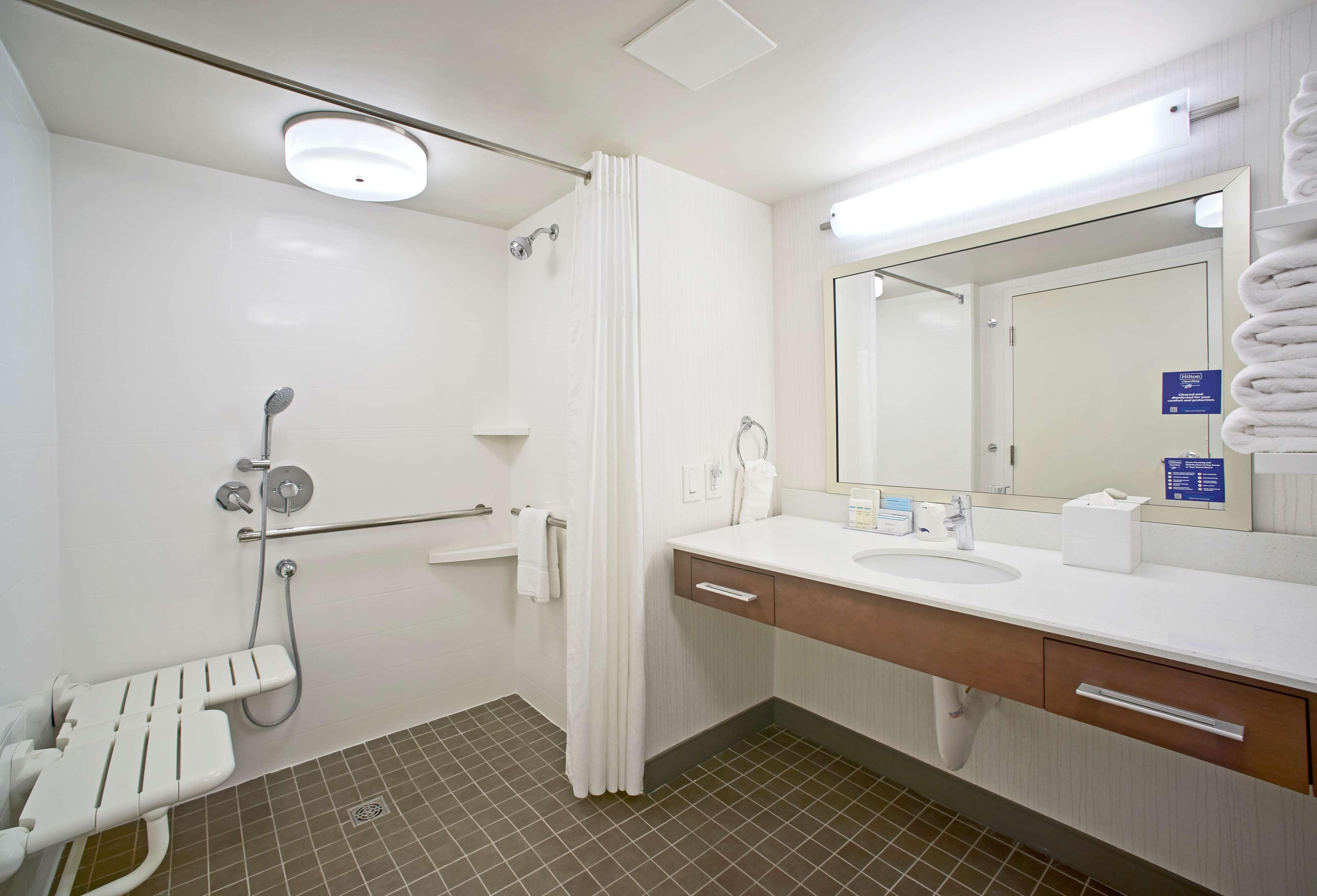 Hampton Inn Lancaster Fertility Buitenkant foto