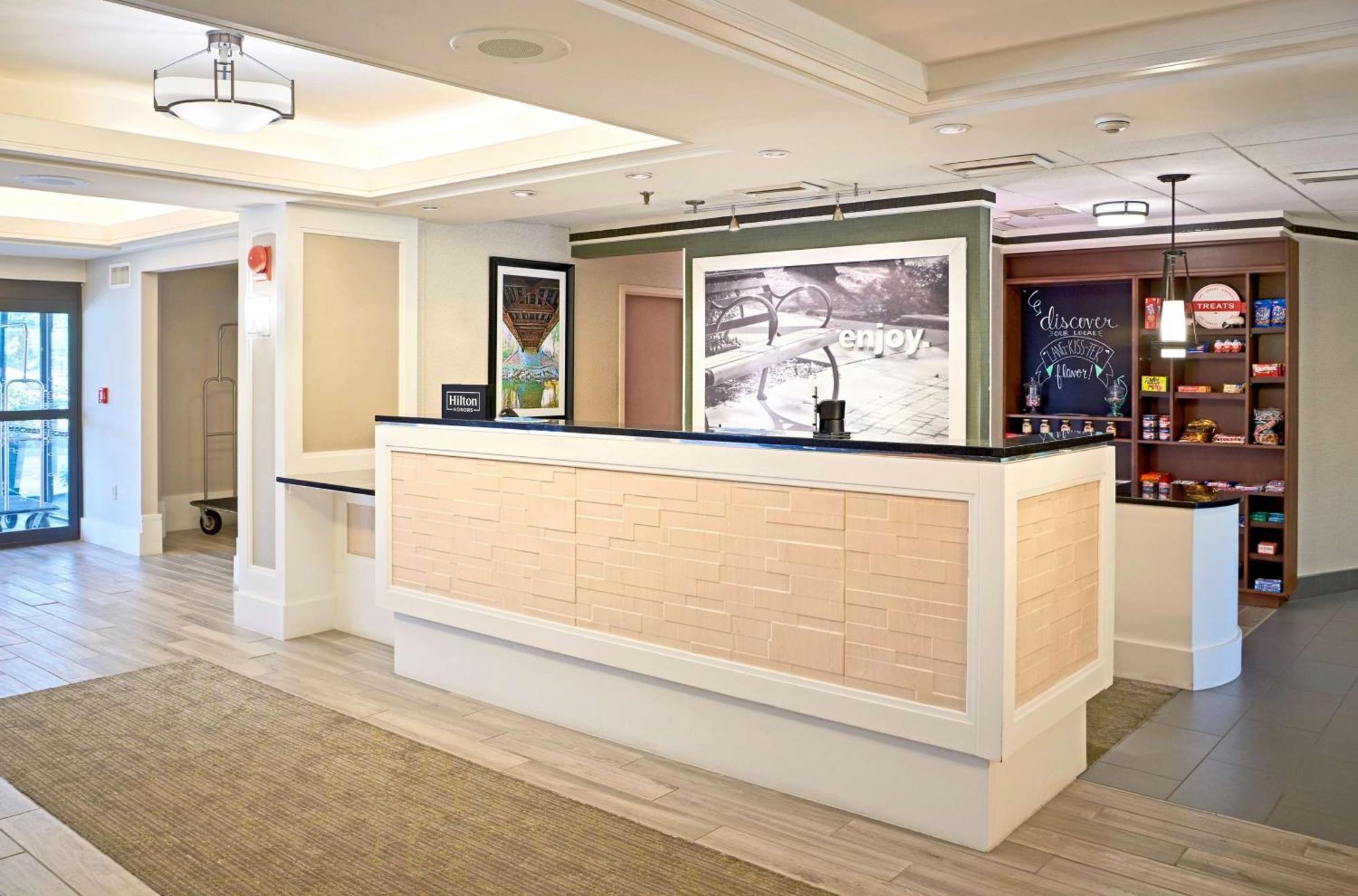 Hampton Inn Lancaster Fertility Buitenkant foto